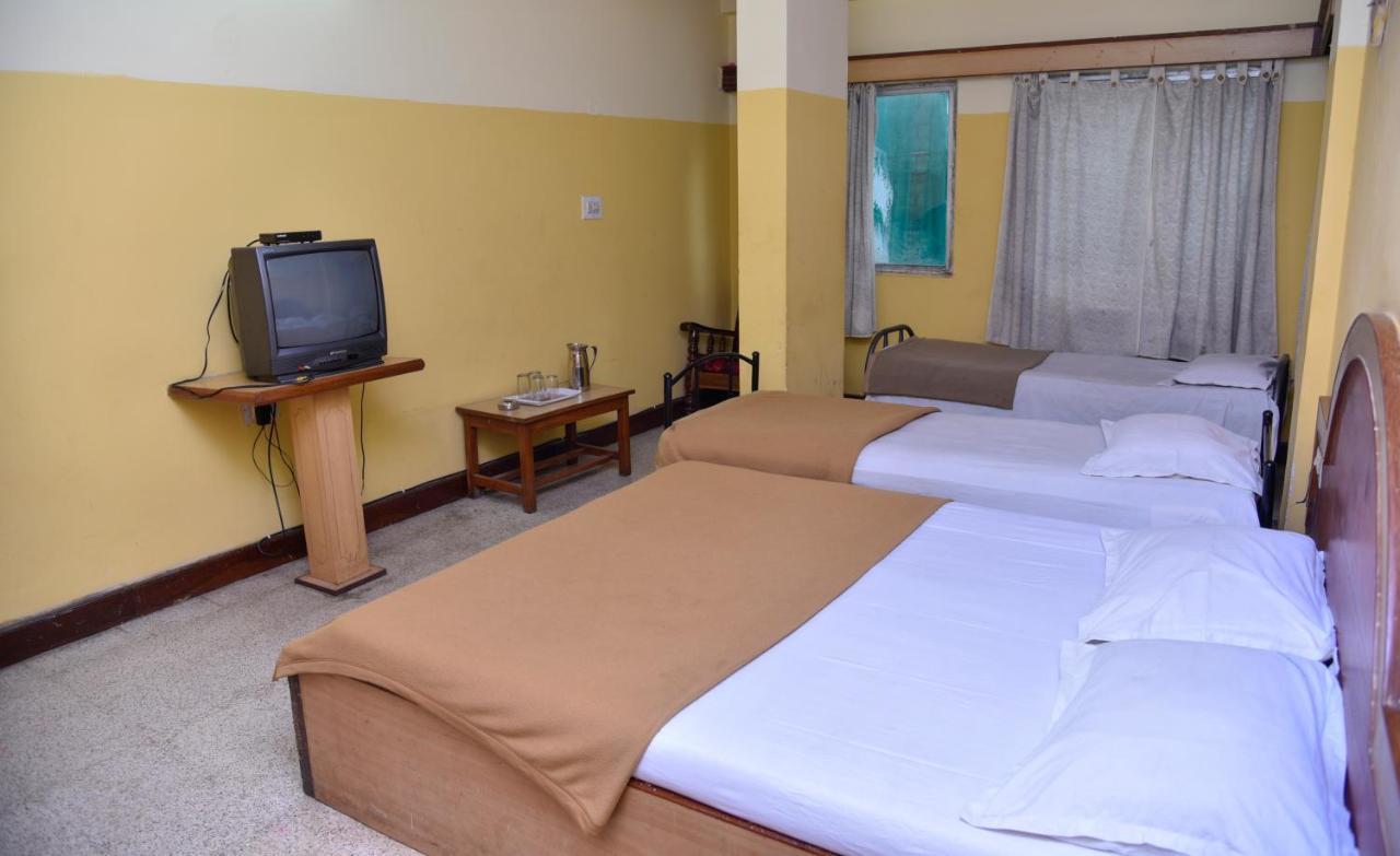 S S Residency Sr Nagar Kanteerava Stadium Mallya Hospital Vfs Global Tech Park Bangalore Hotell Exteriör bild